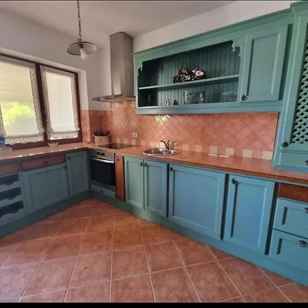 Istriana Crveni Vrh